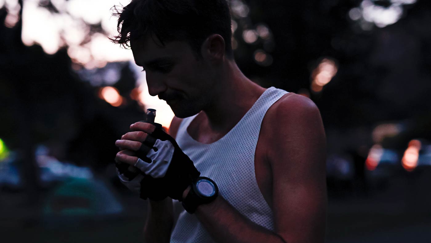 Night Running 1400&times;788
